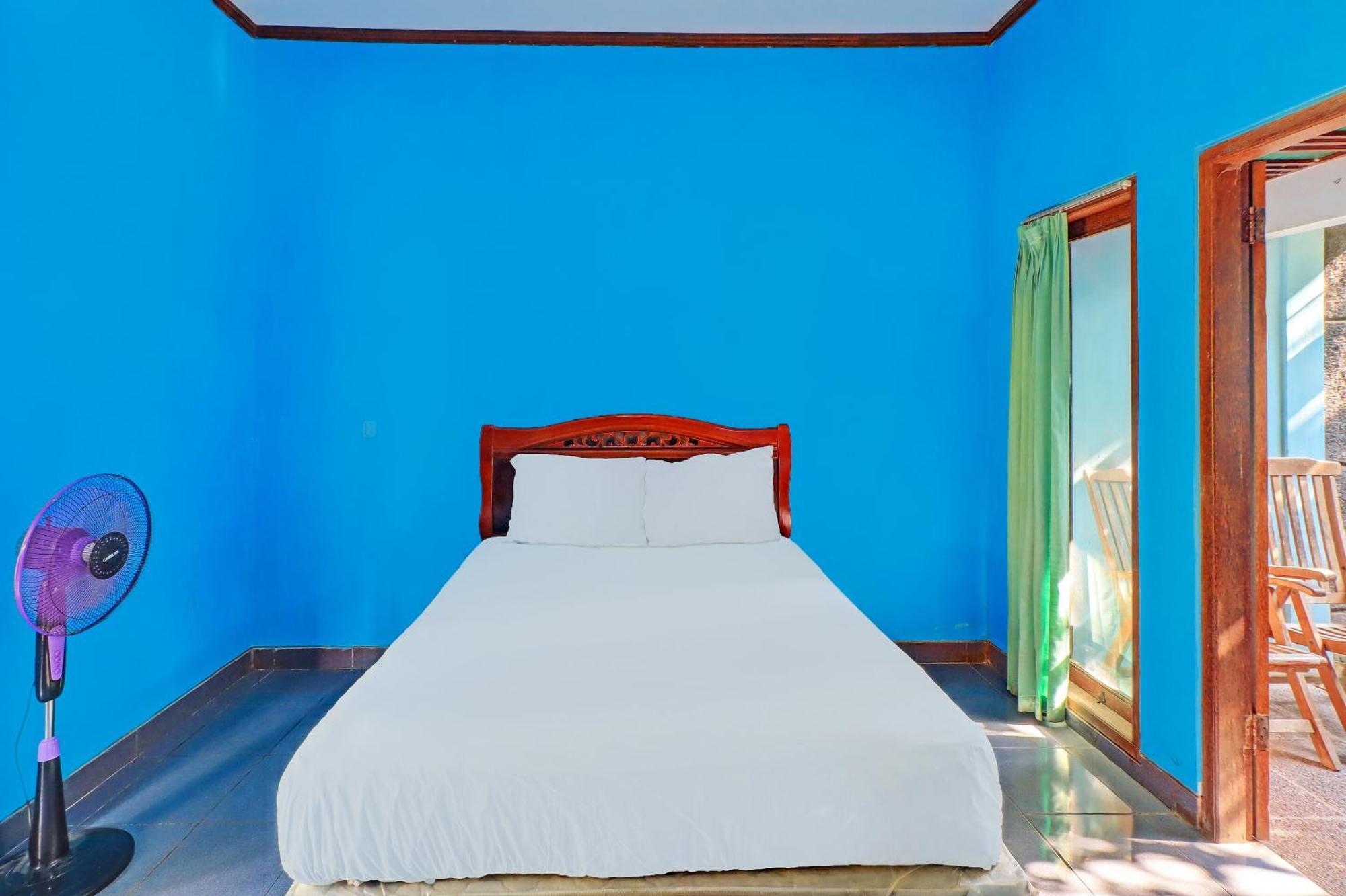Oyo 92401 Hotel Mustika Negara  Esterno foto