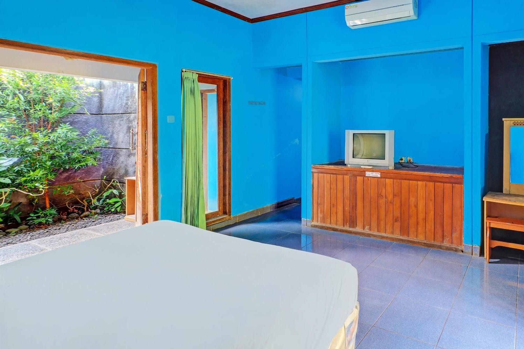 Oyo 92401 Hotel Mustika Negara  Esterno foto