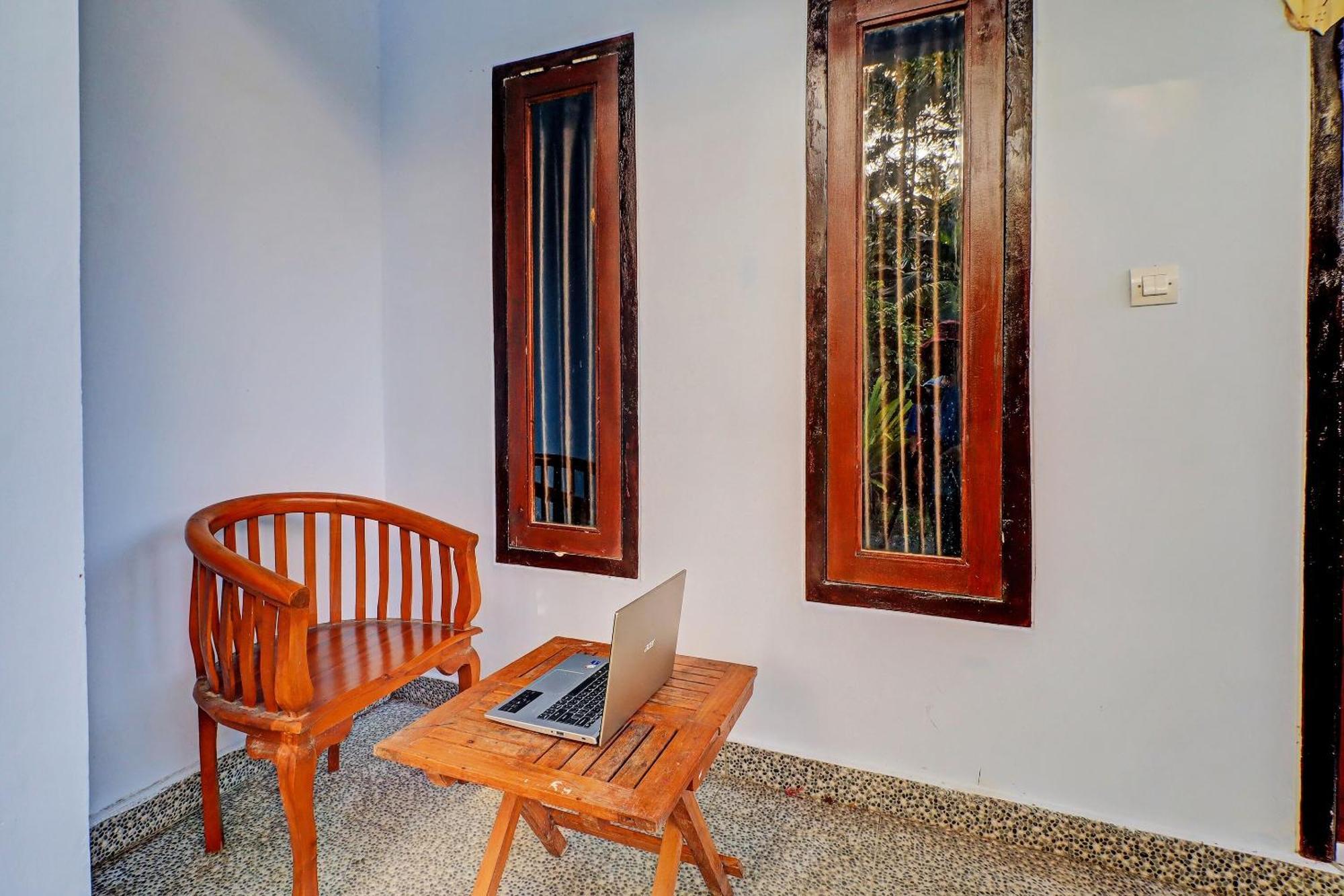 Oyo 92401 Hotel Mustika Negara  Esterno foto