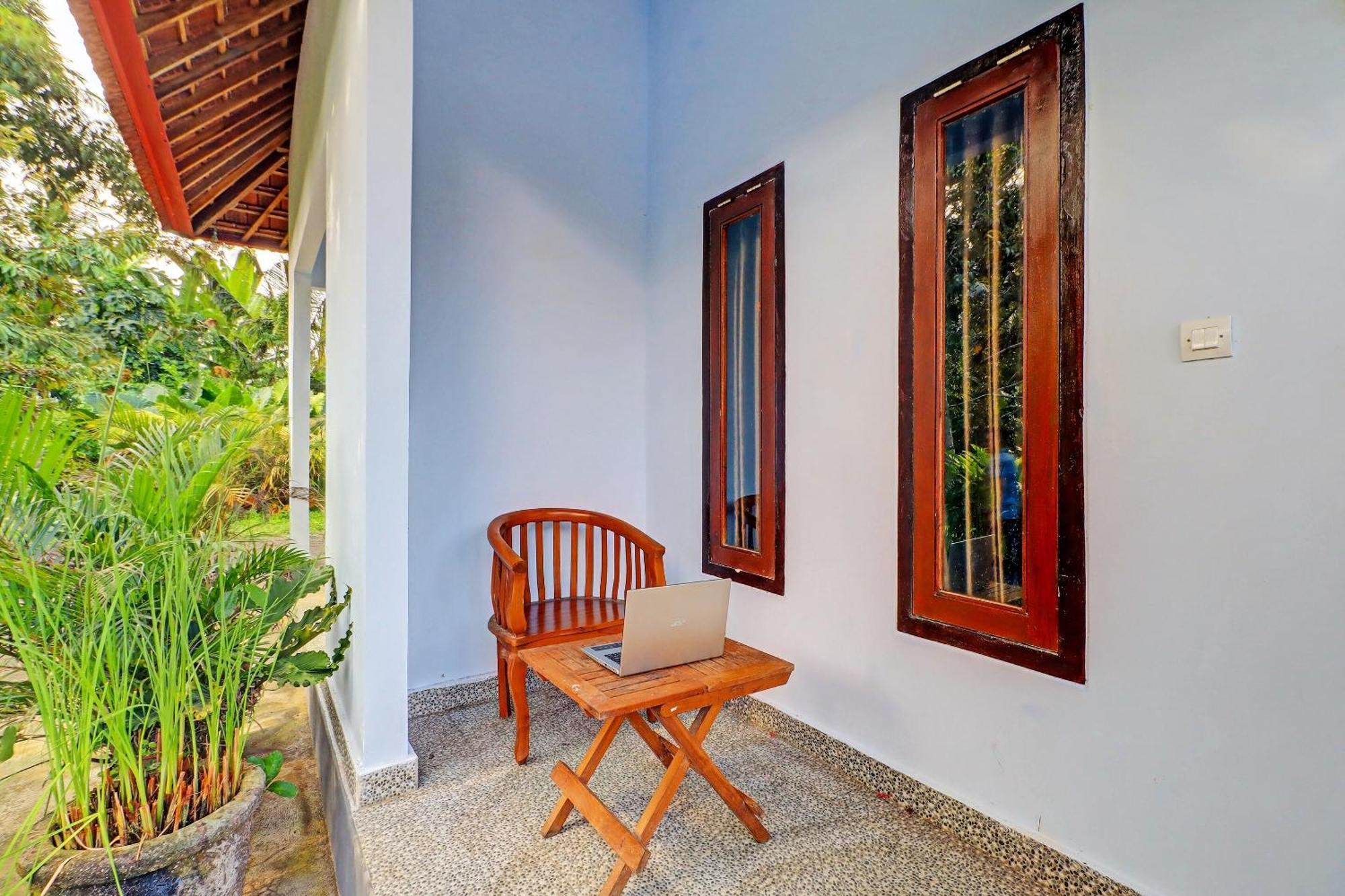 Oyo 92401 Hotel Mustika Negara  Esterno foto